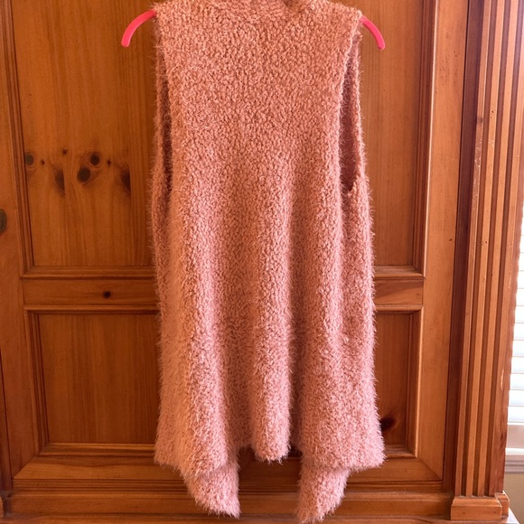 G.I.L.I. DUSTER VEST, X-Small, fits like a small - Picture 2 of 5